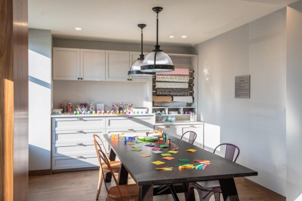 Global Luxury Suites East Boston Eksteriør bilde